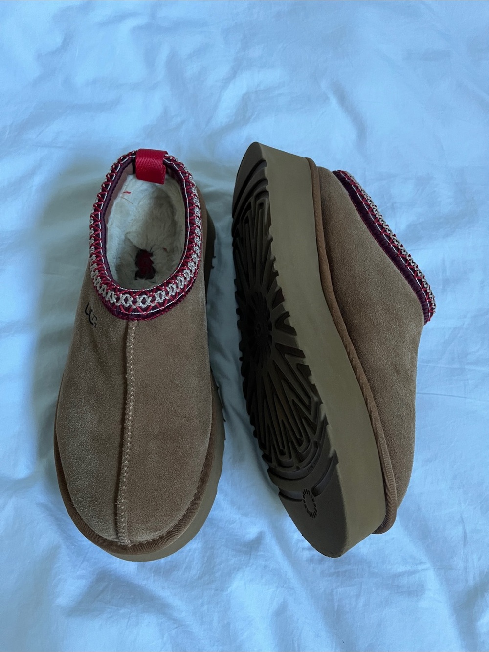 UGG Tazz II Slip-On platform slippers in chestnut suede
